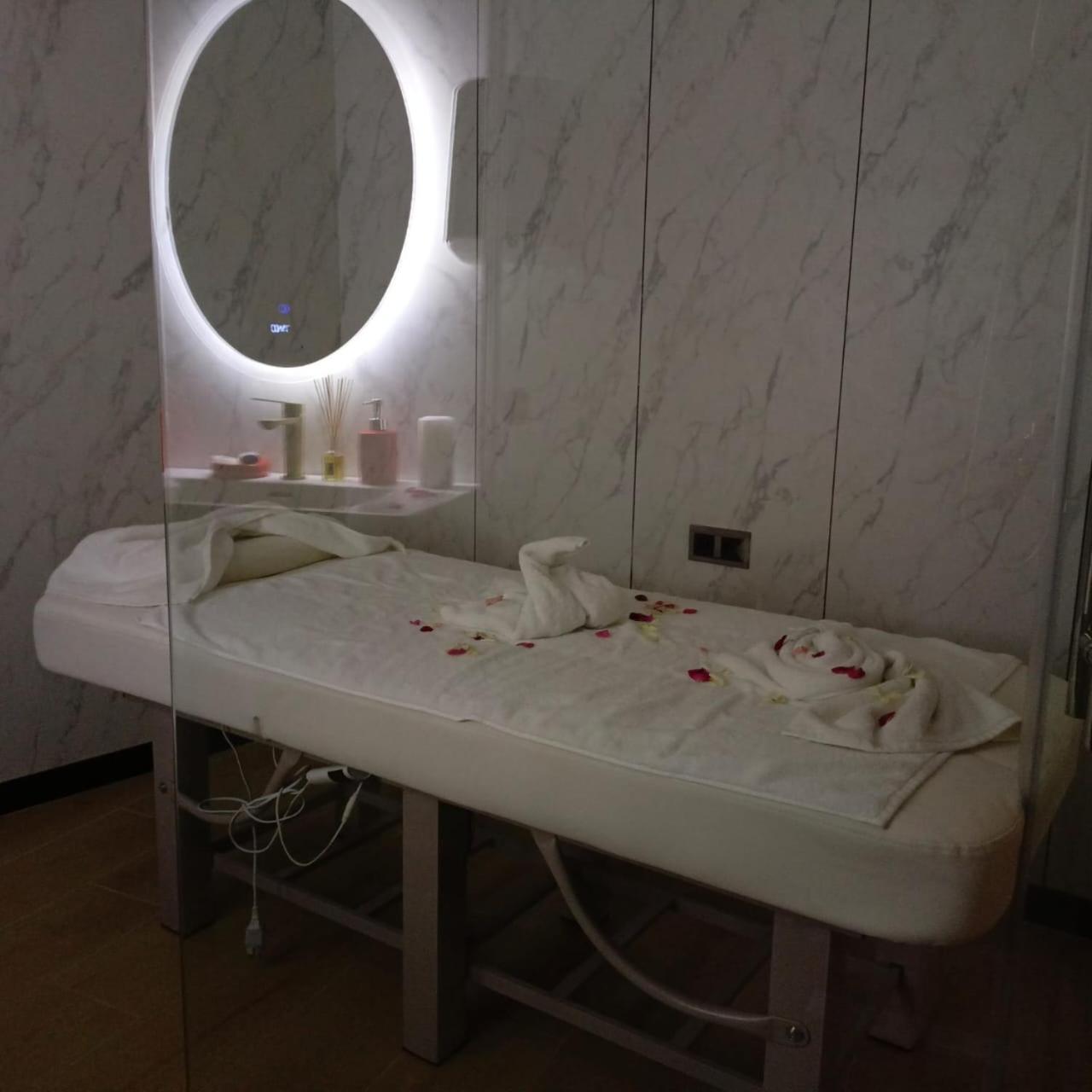 Hotel La Perla Эль-Хосейма Экстерьер фото