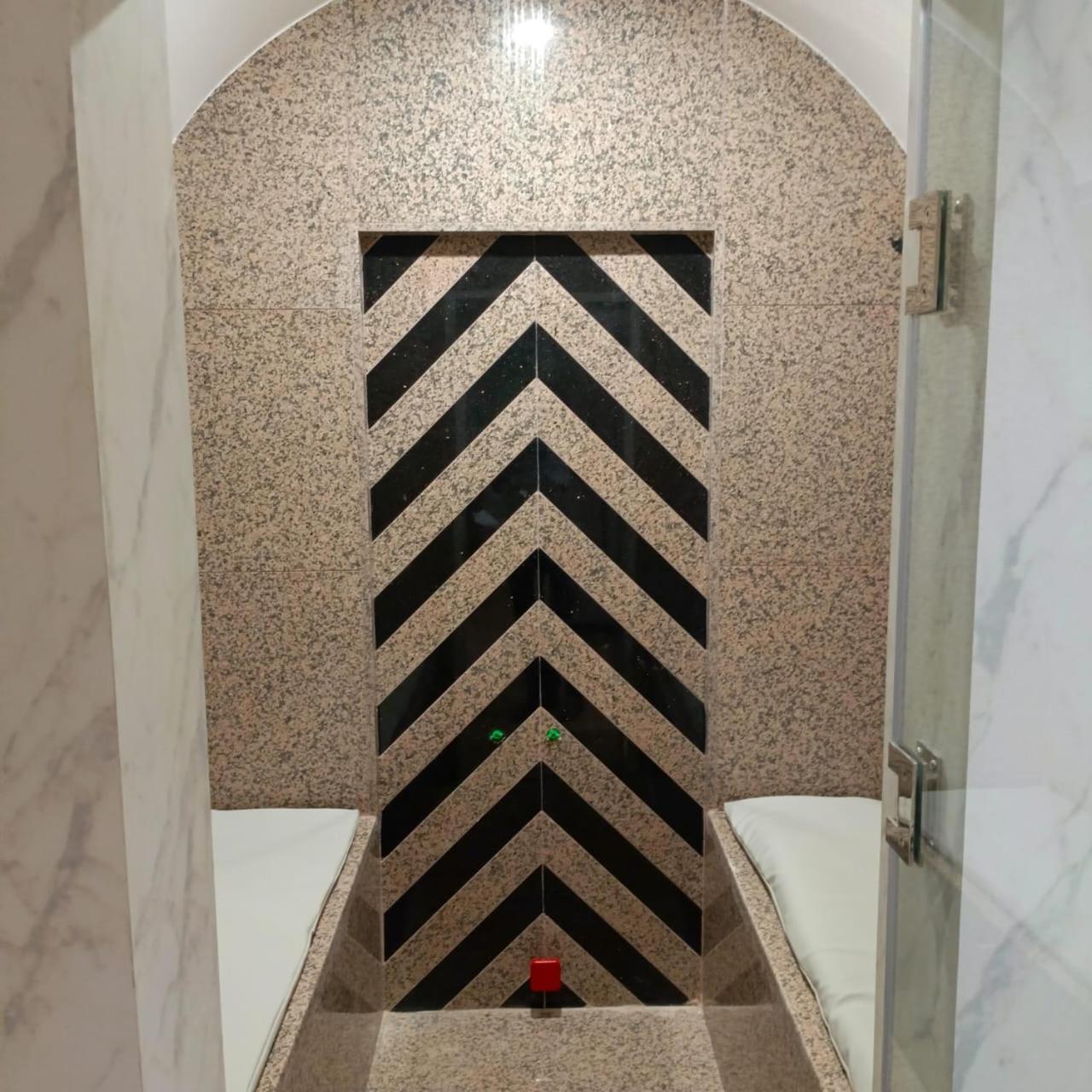 Hotel La Perla Эль-Хосейма Экстерьер фото