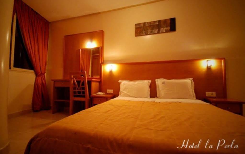 Hotel La Perla Эль-Хосейма Экстерьер фото